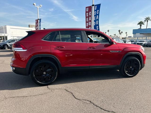 new 2025 Volkswagen Atlas Cross Sport car, priced at $43,103