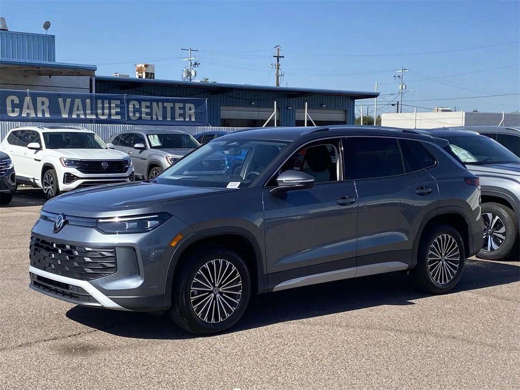 new 2025 Volkswagen Tiguan car, priced at $29,962