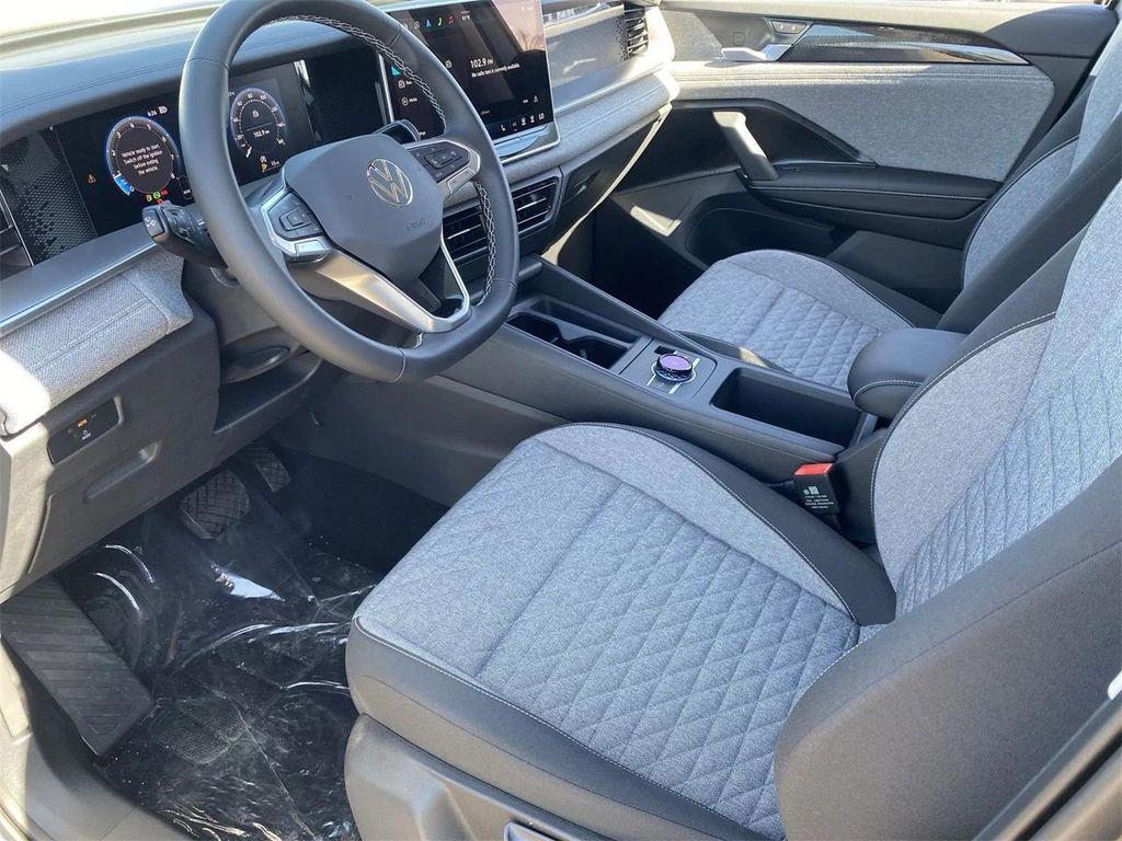 new 2025 Volkswagen Tiguan car, priced at $29,962