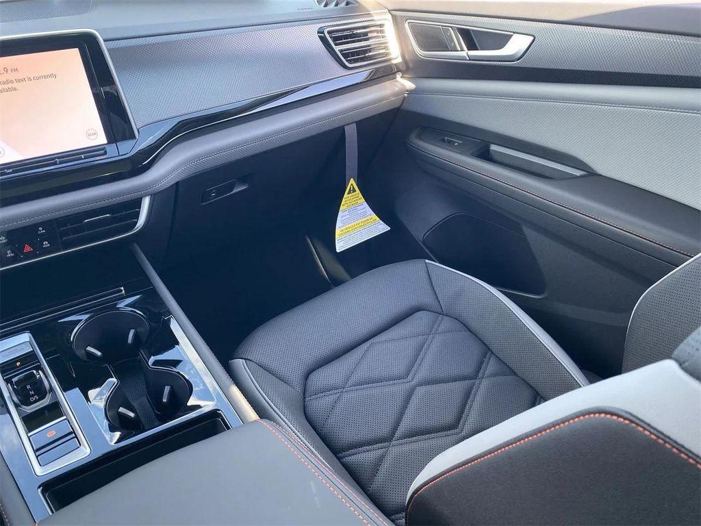 new 2025 Volkswagen Atlas car, priced at $41,323
