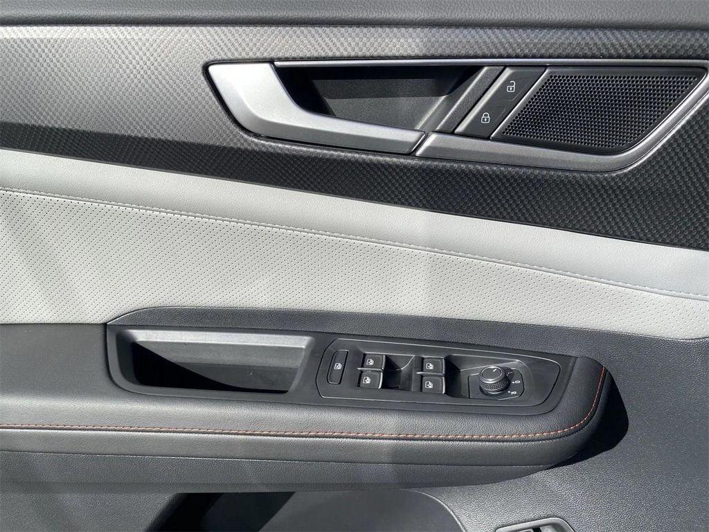 new 2025 Volkswagen Atlas car, priced at $41,323