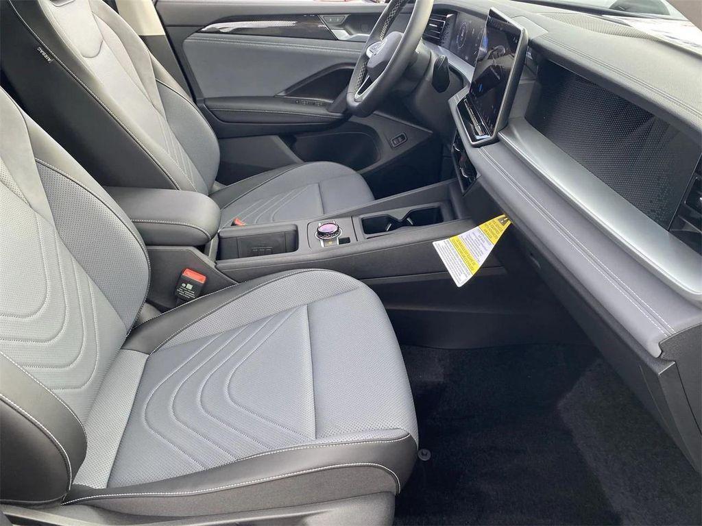 new 2025 Volkswagen Tiguan car, priced at $33,619