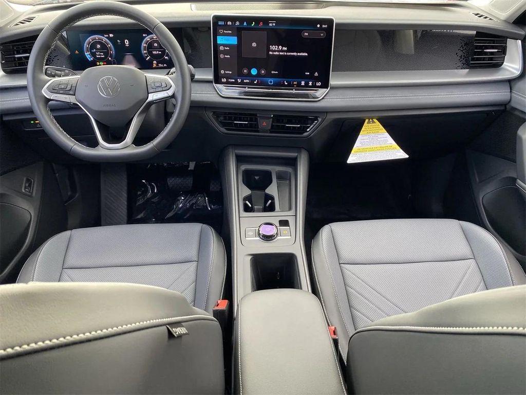 new 2025 Volkswagen Tiguan car, priced at $33,619