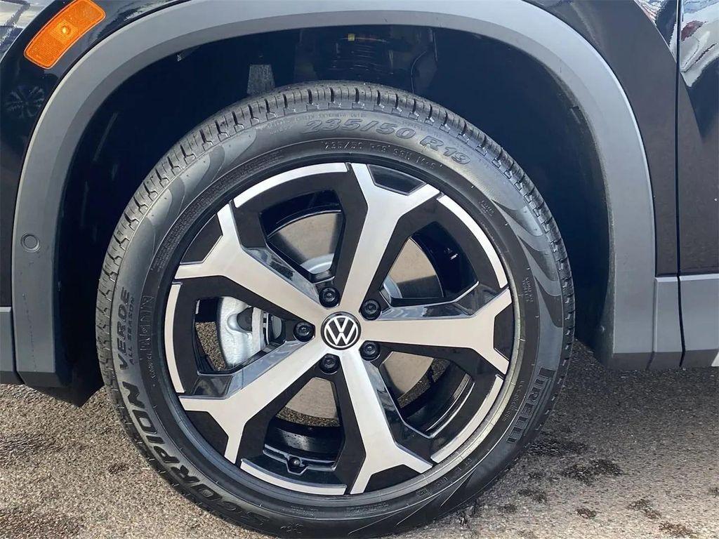 new 2025 Volkswagen Tiguan car, priced at $33,619