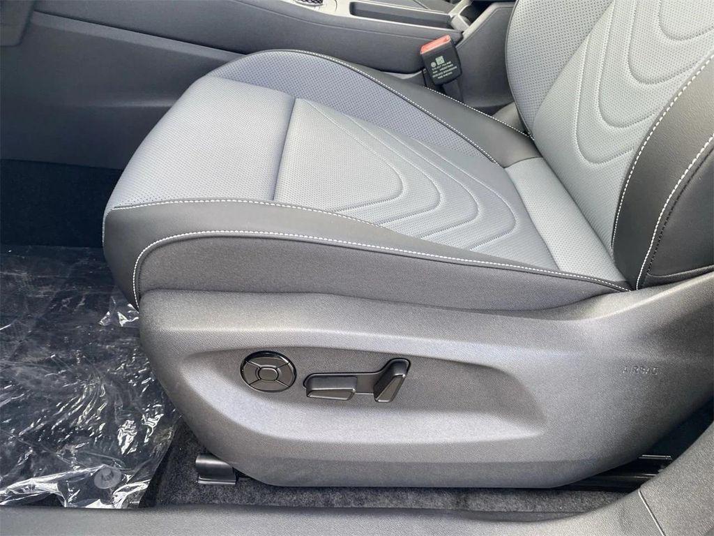 new 2025 Volkswagen Tiguan car, priced at $33,619