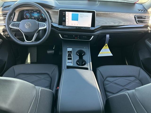 new 2025 Volkswagen Atlas car, priced at $35,704