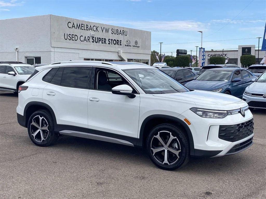 new 2025 Volkswagen Tiguan car, priced at $34,225