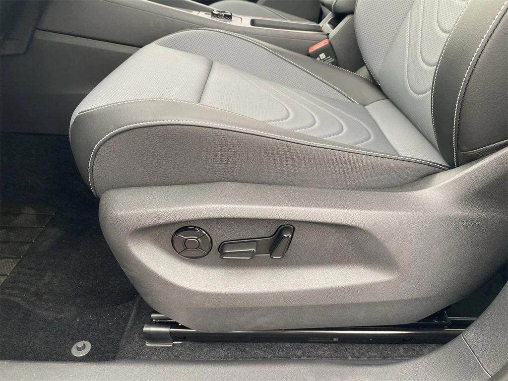 new 2025 Volkswagen Tiguan car, priced at $34,225