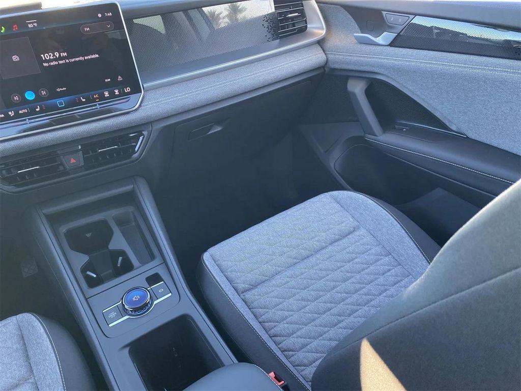 new 2025 Volkswagen Tiguan car, priced at $28,287