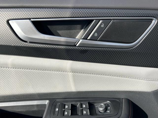 new 2025 Volkswagen Atlas car, priced at $46,254