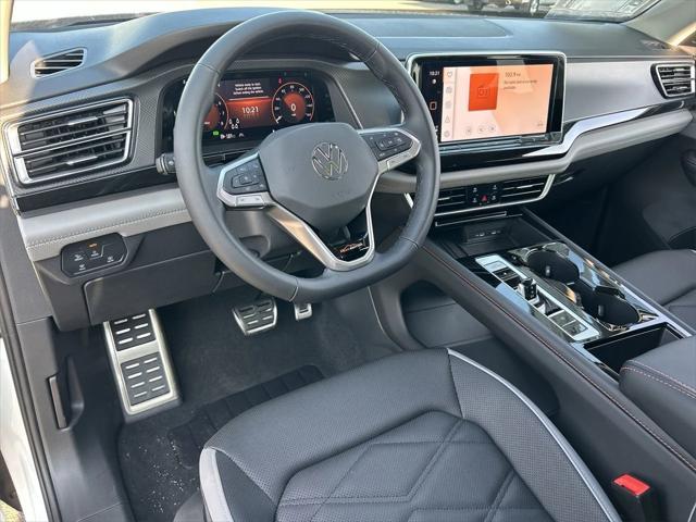 new 2025 Volkswagen Atlas car, priced at $46,254