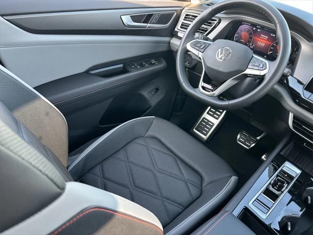 new 2025 Volkswagen Atlas car, priced at $46,254