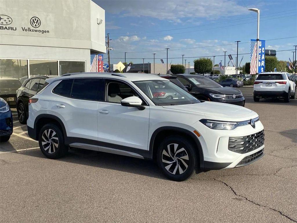 new 2025 Volkswagen Tiguan car, priced at $29,599