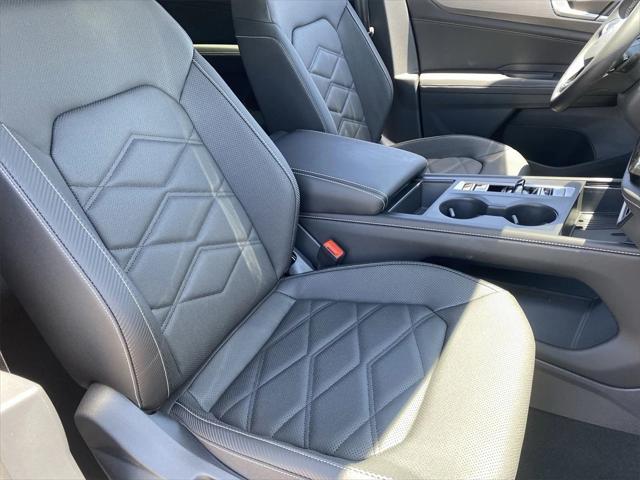 new 2025 Volkswagen Atlas Cross Sport car, priced at $35,661