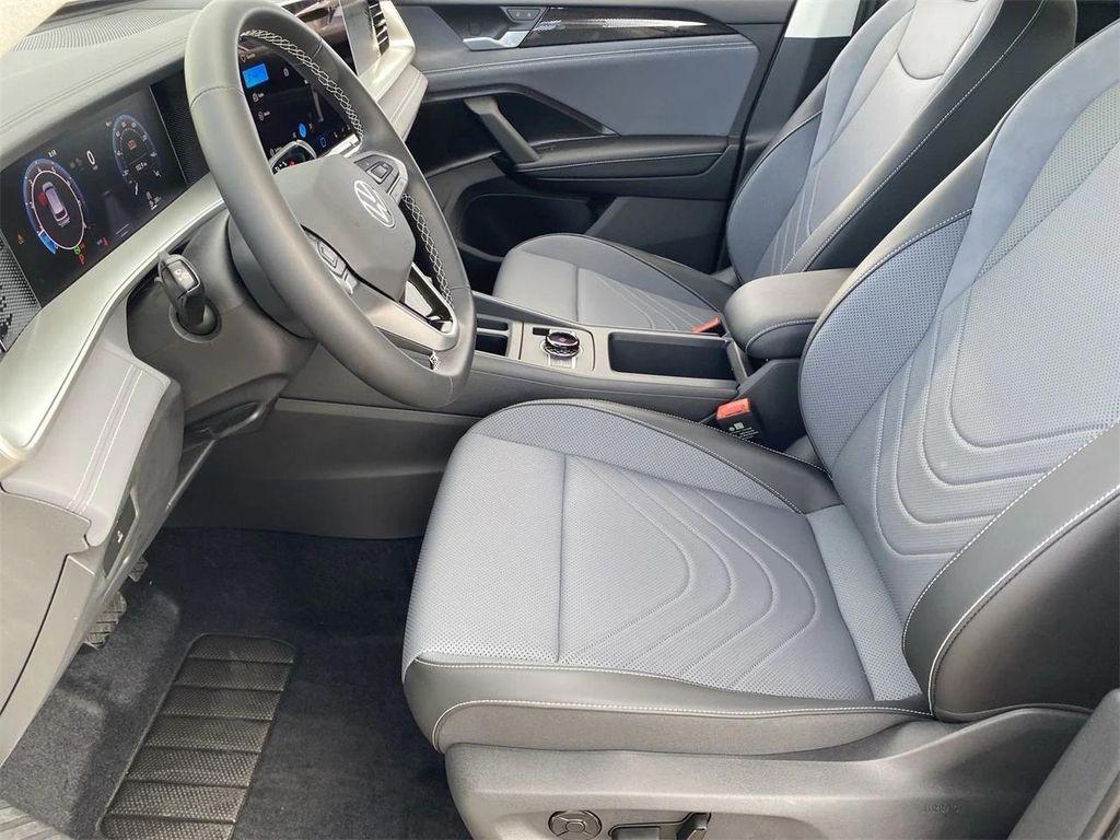 new 2025 Volkswagen Tiguan car, priced at $32,309