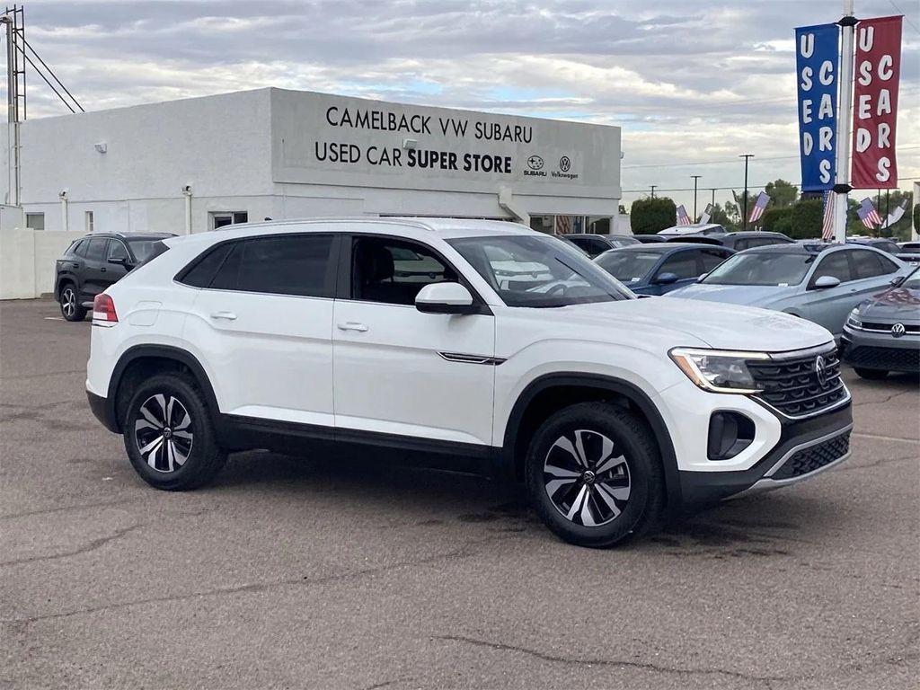 new 2026 Volkswagen Atlas Cross Sport car, priced at $40,026