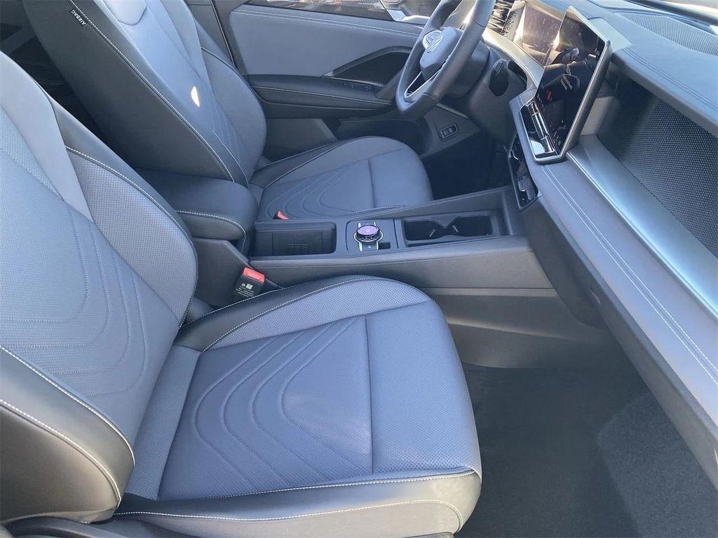 new 2026 Volkswagen Tiguan car, priced at $38,675