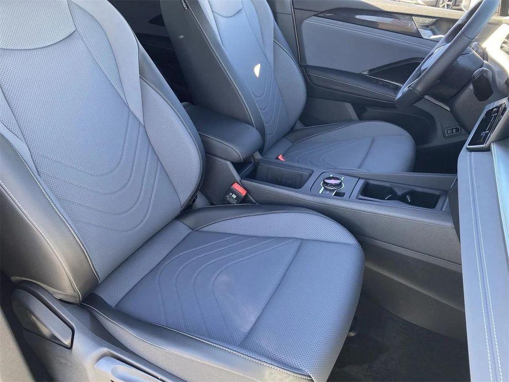 new 2026 Volkswagen Tiguan car, priced at $38,675