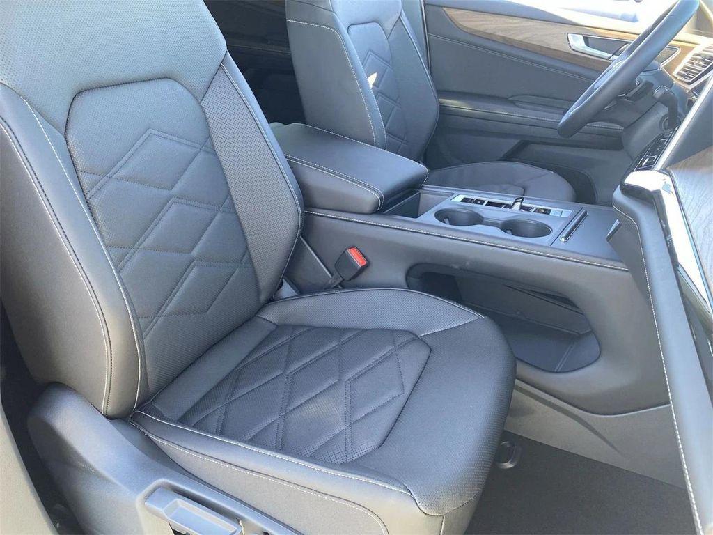 new 2026 Volkswagen Atlas car, priced at $41,127