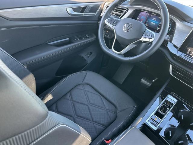 new 2025 Volkswagen Atlas Cross Sport car, priced at $40,083