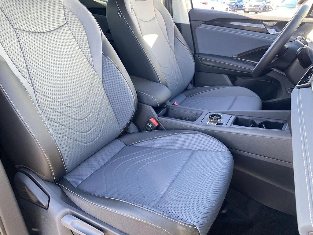 new 2025 Volkswagen Tiguan car, priced at $32,309