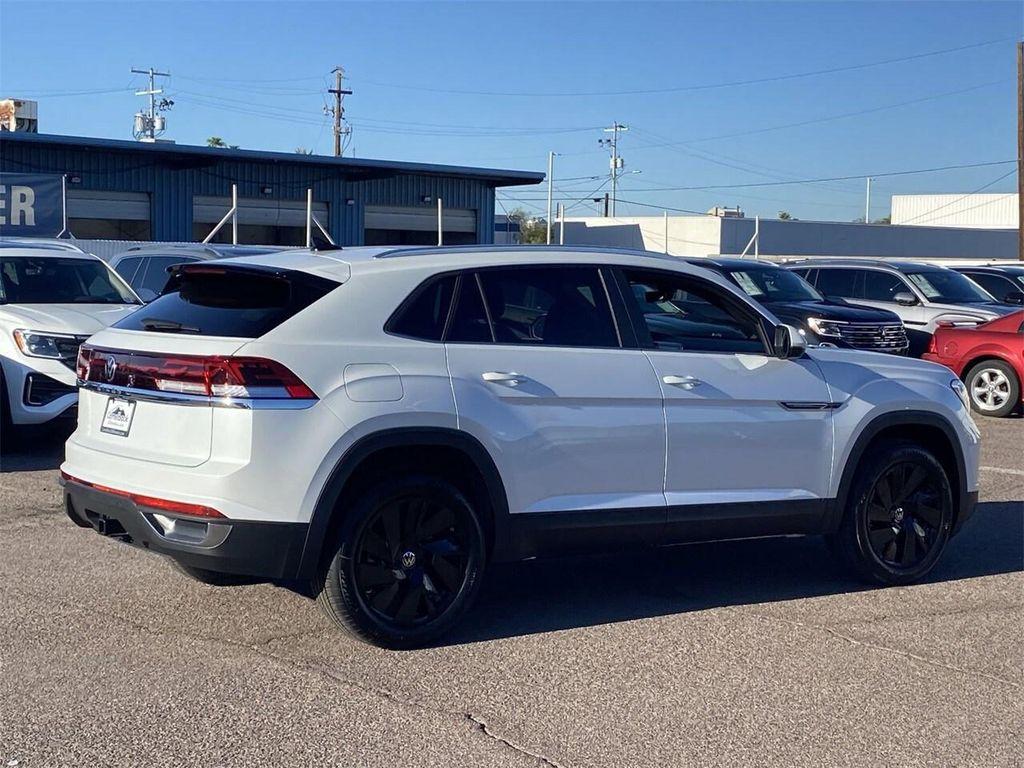new 2026 Volkswagen Atlas Cross Sport car, priced at $46,607