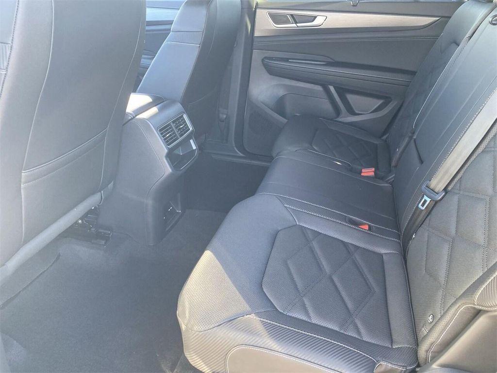 new 2026 Volkswagen Atlas Cross Sport car, priced at $46,607