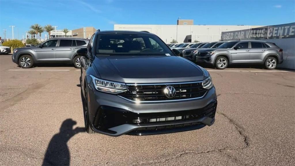 new 2024 Volkswagen Tiguan car, priced at $32,864