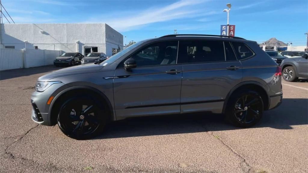 new 2024 Volkswagen Tiguan car, priced at $32,864