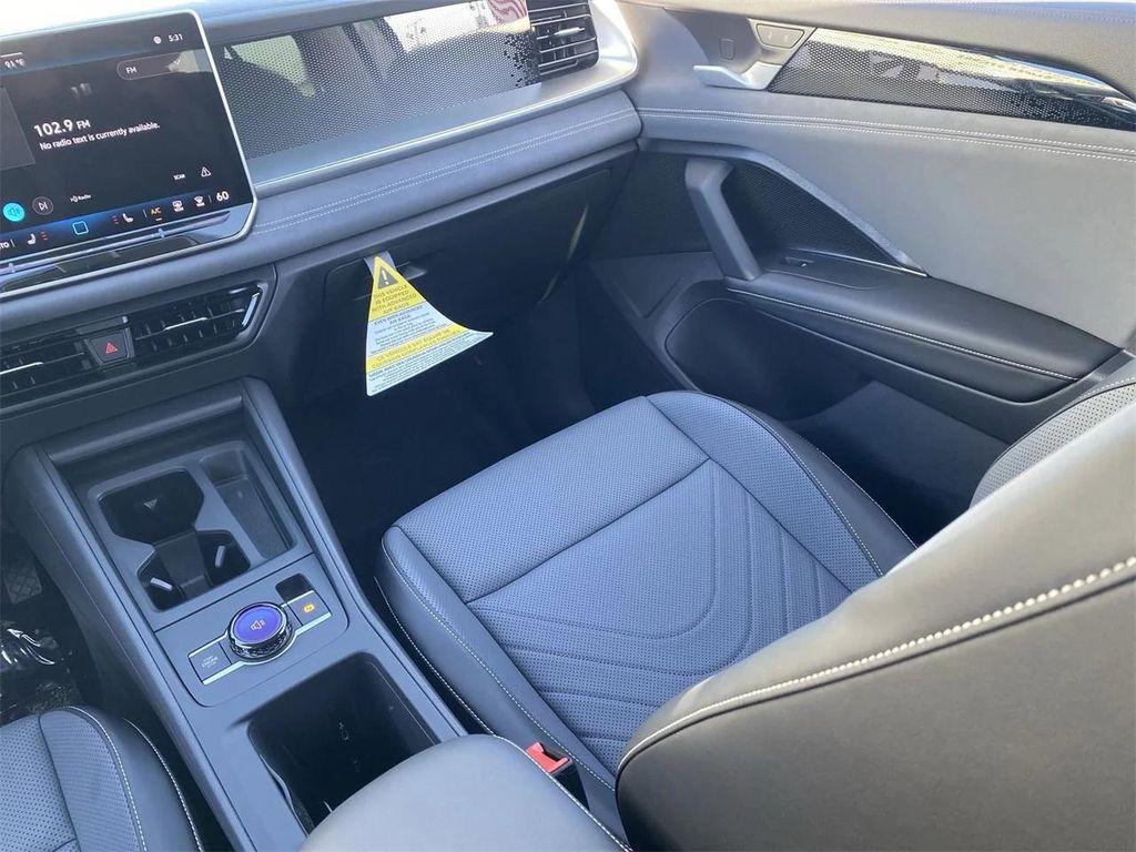 new 2025 Volkswagen Tiguan car, priced at $31,741