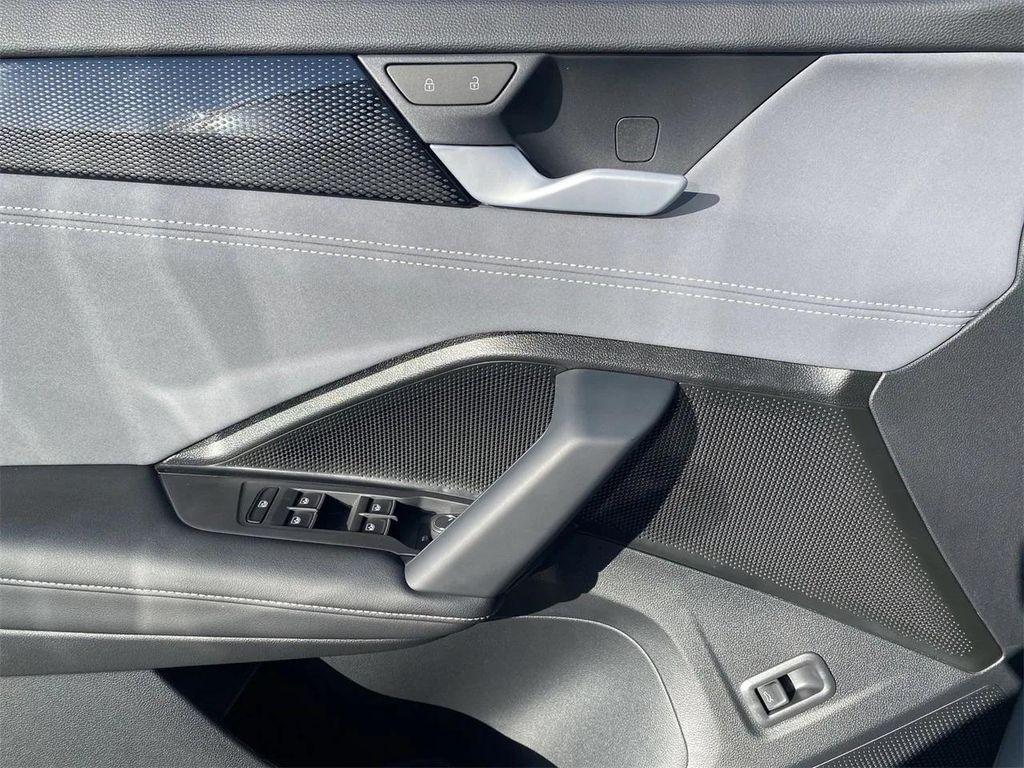 new 2025 Volkswagen Tiguan car, priced at $31,741