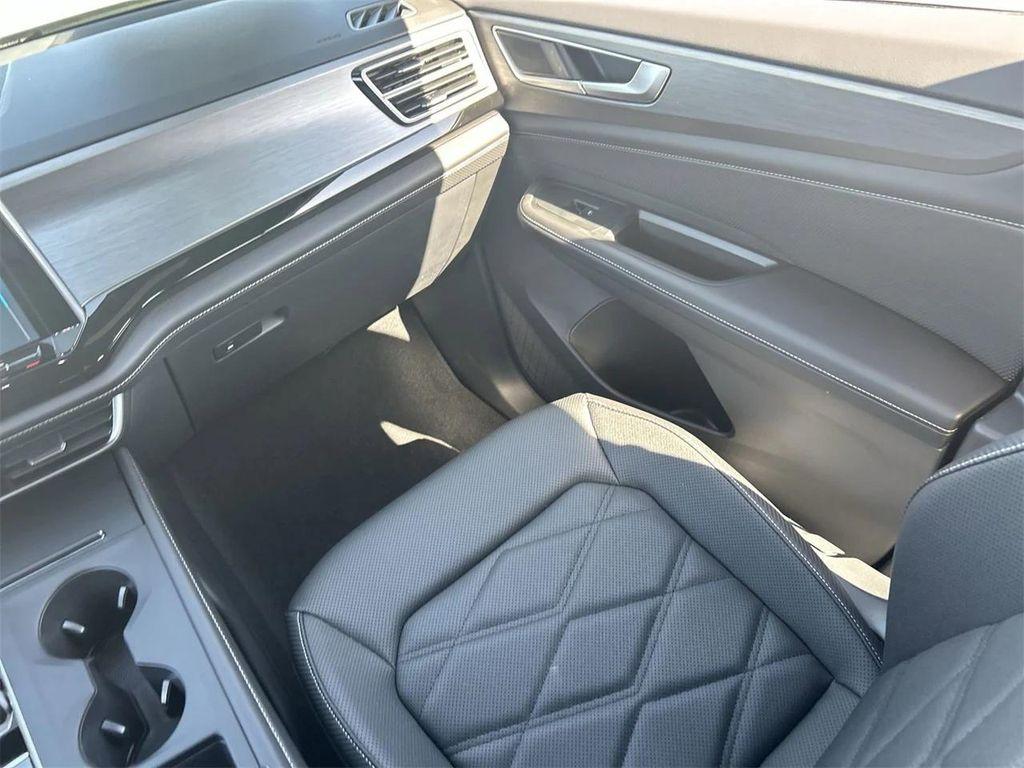 new 2025 Volkswagen Atlas Cross Sport car, priced at $32,633
