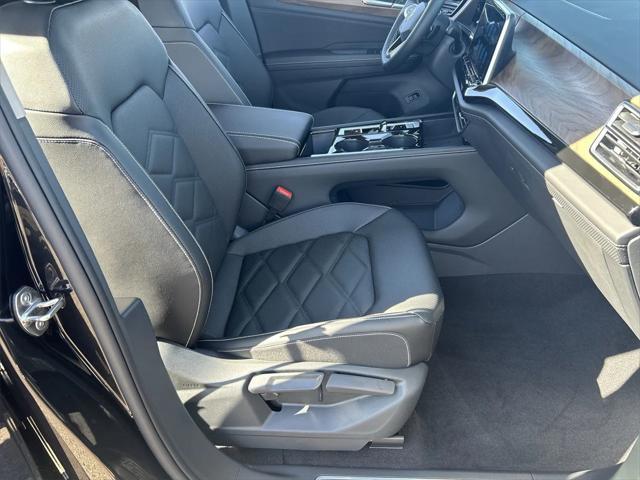 new 2025 Volkswagen Atlas car, priced at $43,641
