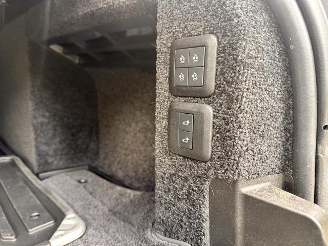 used 2022 Land Rover Range Rover car, priced at $60,900