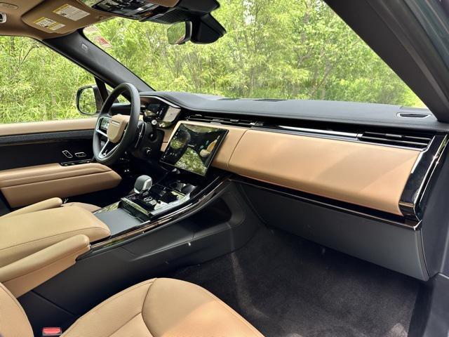 new 2025 Land Rover Range Rover Sport car, priced at $94,755