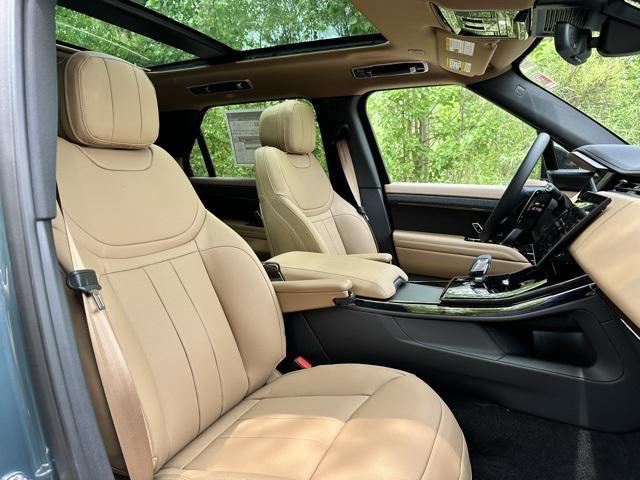 new 2025 Land Rover Range Rover Sport car, priced at $94,755