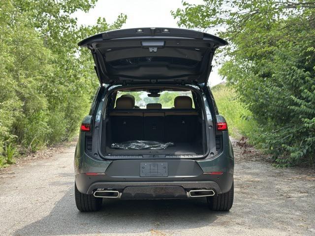 new 2025 Land Rover Range Rover Sport car, priced at $94,755