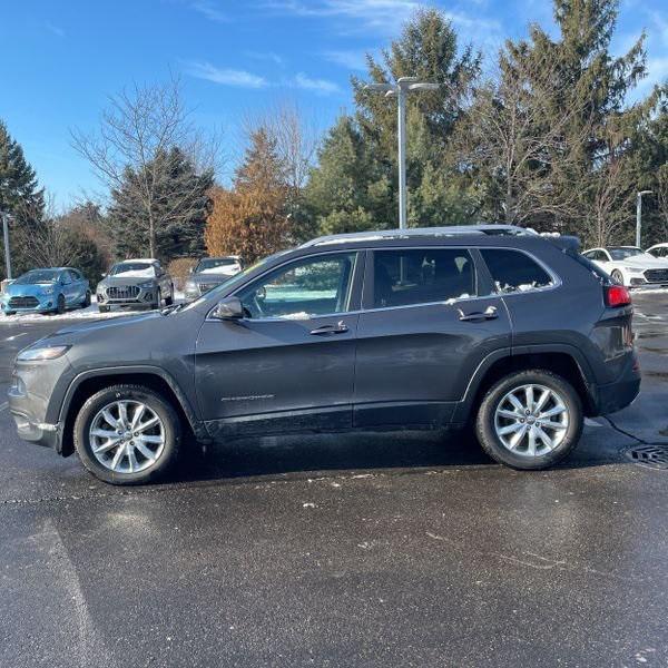 used 2015 Jeep Cherokee car, priced at $12,601