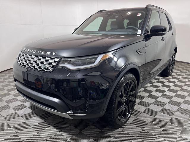 new 2025 Land Rover Discovery car, priced at $67,150