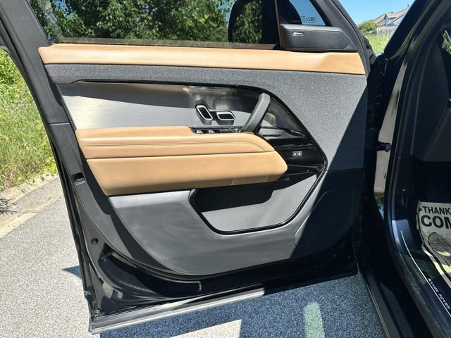 used 2025 Land Rover Range Rover Sport car, priced at $85,500
