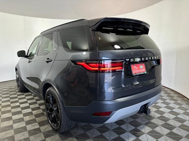 new 2024 Land Rover Discovery car, priced at $68,623