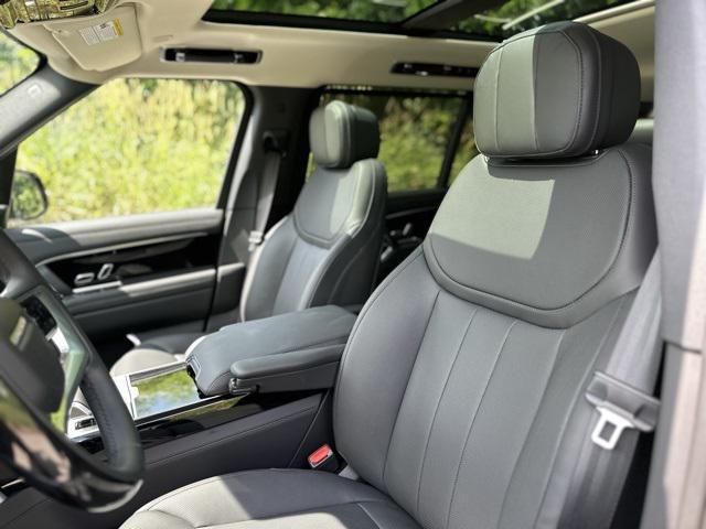 new 2025 Land Rover Range Rover car, priced at $129,600
