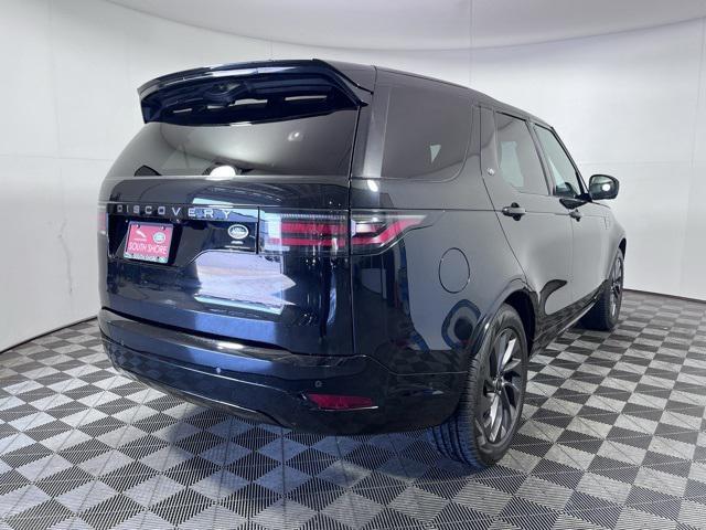 used 2022 Land Rover Discovery car, priced at $40,400