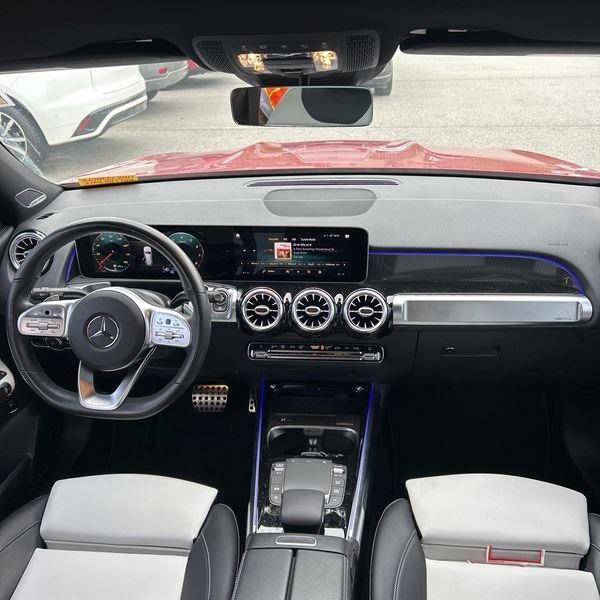 used 2021 Mercedes-Benz GLB 250 car, priced at $30,000