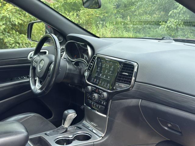 used 2021 Jeep Grand Cherokee car, priced at $22,900