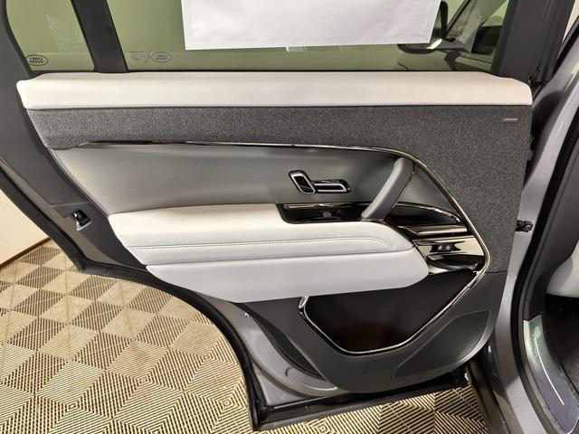 new 2025 Land Rover Range Rover Sport car, priced at $92,880