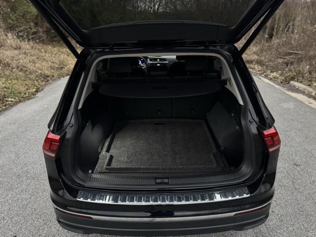 used 2022 Volkswagen Tiguan car, priced at $22,999