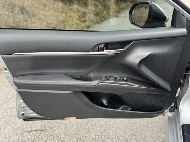 used 2021 Toyota Camry Hybrid car, priced at $27,999