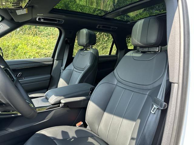 new 2025 Land Rover Range Rover Sport car, priced at $94,715