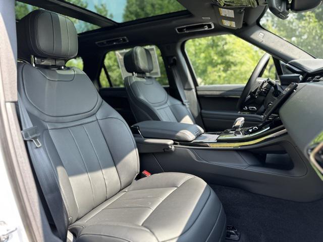 new 2025 Land Rover Range Rover Sport car, priced at $94,715